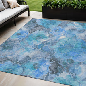 HomeRoots 5' Blue and Gray Floral Area Rug - Durable, Washable Indoor/Outdoor Design for Timeless Elegance 5' X 8' 623079