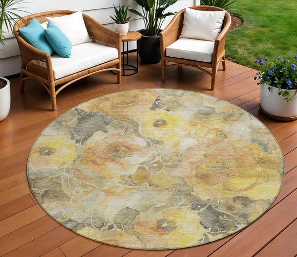 HomeRoots 5' Elegant Gold and Gray Floral Area Rug - Durable, Washable Design for Indoor and Outdoor Spaces 8' Round 623086