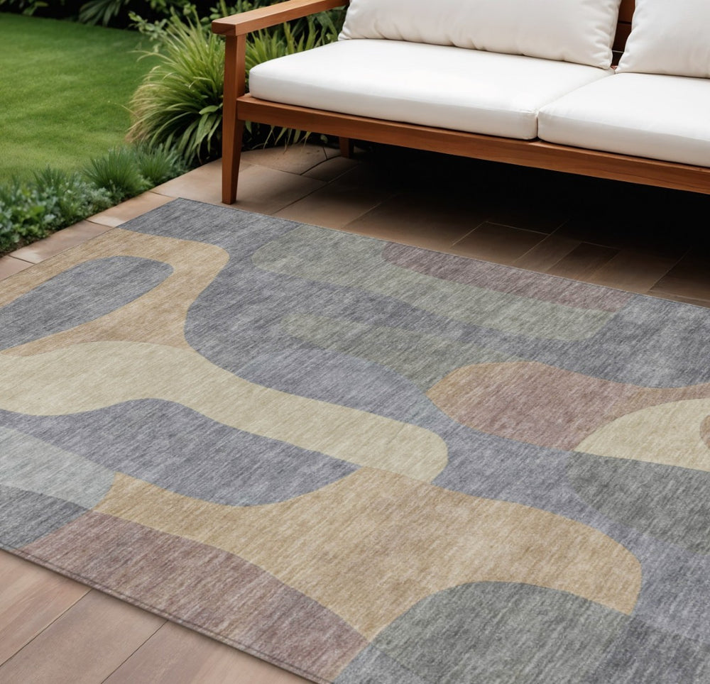 HomeRoots 5' Gray and Gold Abstract Area Rug – Stylish, Washable, Indoor-Outdoor Design for Modern Spaces 8' X 10' 623291