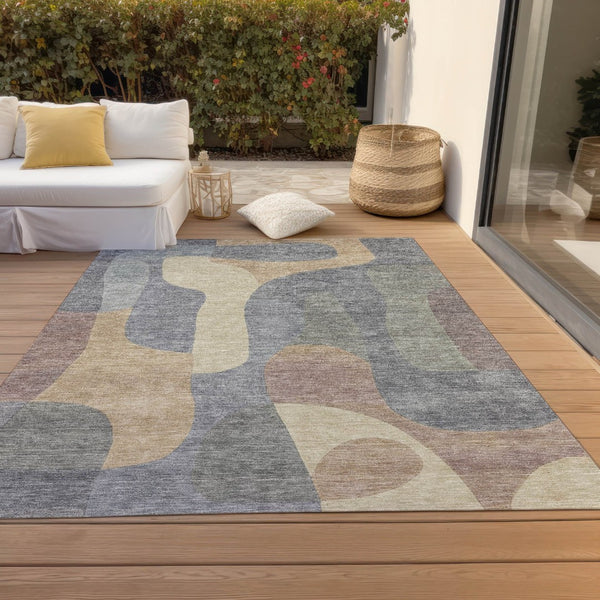 HomeRoots 5' Gray and Gold Abstract Area Rug – Stylish, Washable, Indoor-Outdoor Design for Modern Spaces 9' X 12' 623292