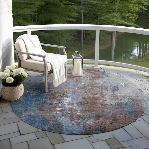 HomeRoots 5' Coffee and Blue Abstract Area Rug - Stylish, Durable, Washable for Indoor & Outdoor Spaces 8' Round 623409