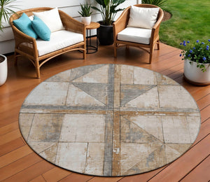HomeRoots 5' Copper and Gray Geometric Area Rug - Stylish, Washable, Durable for Indoor and Outdoor Spaces 8' Round 623607