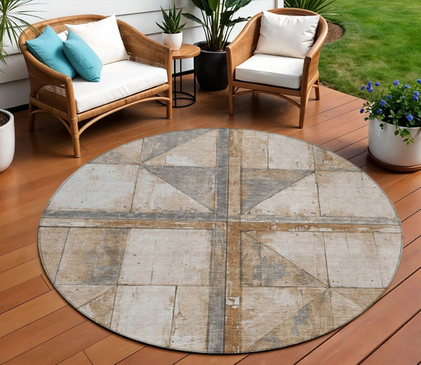 HomeRoots 5' Copper and Gray Geometric Area Rug - Stylish, Washable, Durable for Indoor and Outdoor Spaces 8' Round 623607