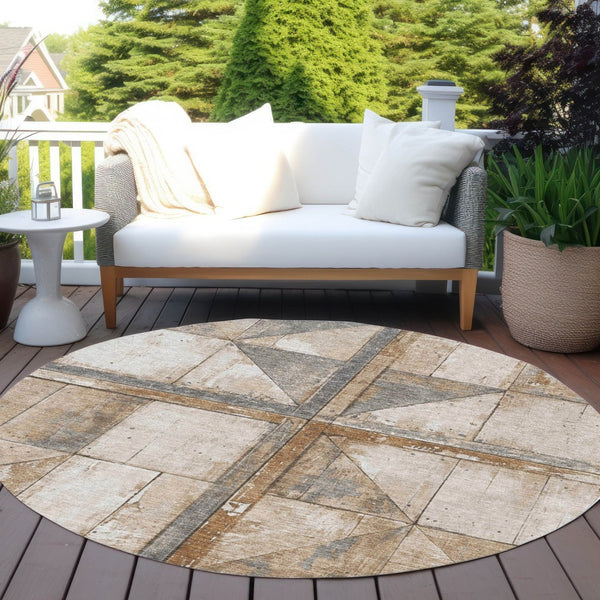 HomeRoots 5' Copper and Gray Geometric Area Rug - Stylish, Washable, Durable for Indoor and Outdoor Spaces 8' Round 623607
