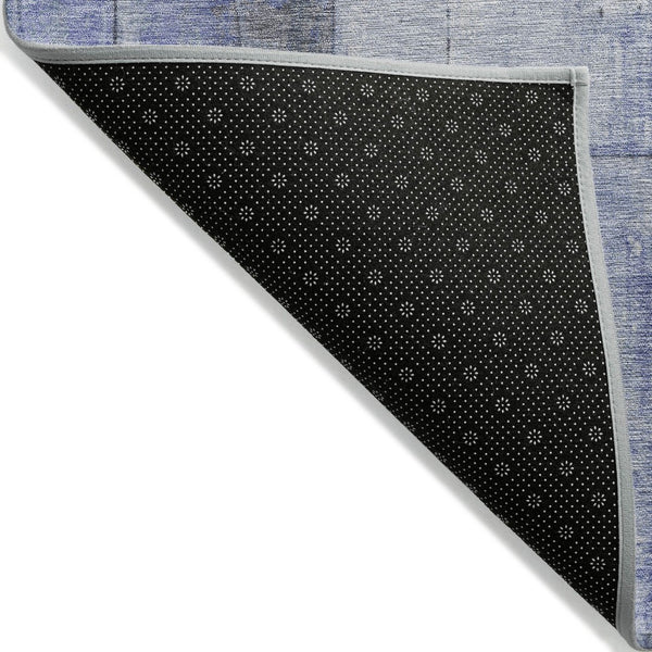 HomeRoots 5' Stylish Denim Blue and Gray Geometric Area Rug - Indoor/Outdoor, Washable, Durable Design 8' Round 623613