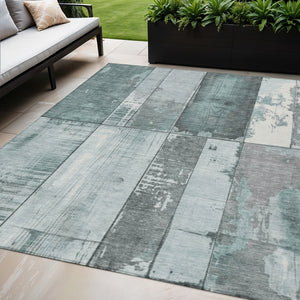 HomeRoots 5' Stylish Pale Aqua & Gray Geometric Area Rug – Washable, Durable for Indoor & Outdoor Use! 623672