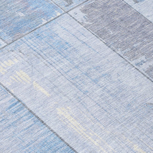 HomeRoots 8' Stylish Sky Blue & Gray Round Geometric Rug - Washable, Durable, Indoor/Outdoor Versatile Decor 623679