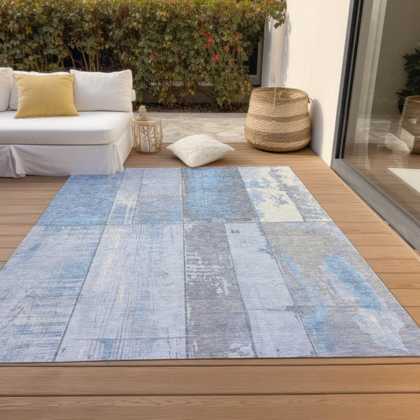 HomeRoots 10' Sky Blue & Gray Geometric Area Rug - Washable Indoor/Outdoor Design for High-Traffic Spaces 623682