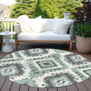 HomeRoots 8' Pale Aqua and Gray Round Aztec Rug - Stylish, Washable Area Rug for Indoor & Outdoor Spaces 623715