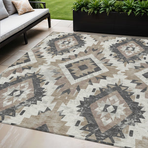 HomeRoots 5' Taupe and Gray Aztec Washable Area Rug - Perfect for Indoor/Outdoor Style & Easy Maintenance! 623726
