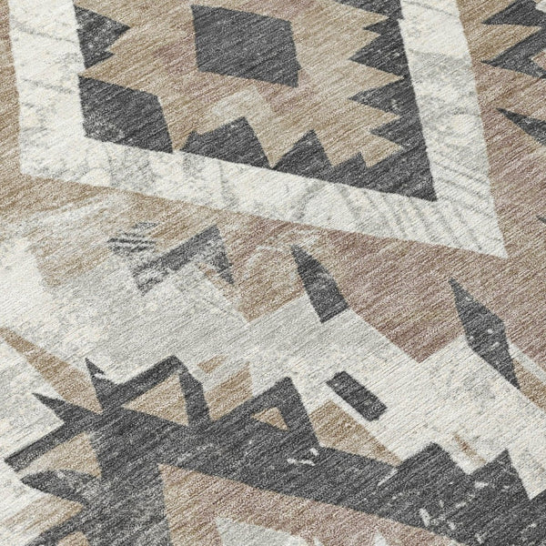 HomeRoots 5' Taupe and Gray Aztec Washable Area Rug - Perfect for Indoor/Outdoor Style & Easy Maintenance! 623726