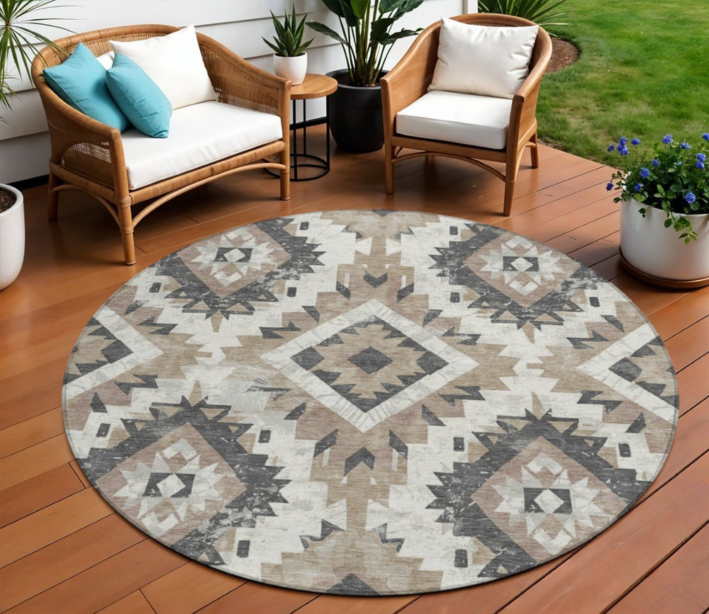 HomeRoots 8' Taupe and Gray Round Aztec Indoor-Outdoor Area Rug - Durable, Washable & Stylish for Any Space 623727
