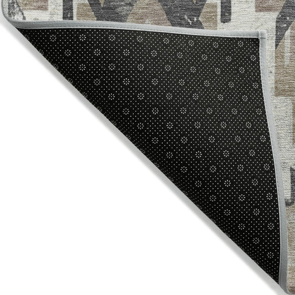 HomeRoots 8' Taupe and Gray Round Aztec Indoor-Outdoor Area Rug - Durable, Washable & Stylish for Any Space 623727