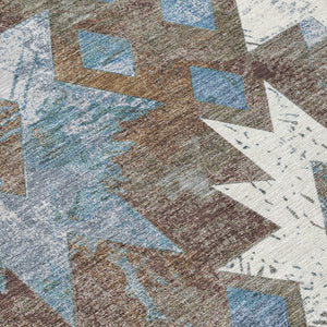 HomeRoots 8' Round Aztec Washable Rug in Brown, Ivory & Denim Blue - Indoor/Outdoor Durable & Stylish Design 623745