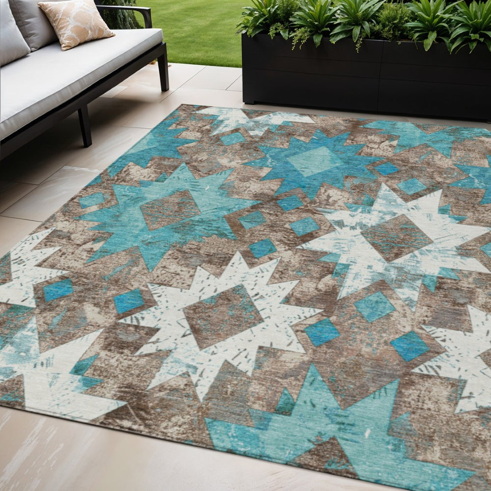 HomeRoots 5' Teal Blue Brown Ivory Aztec Washable Indoor Outdoor Area Rug - Durable, Stylish, Low-Maintenance Design 623768