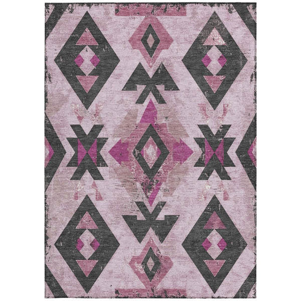 HomeRoots 5' Stylish Pink Charcoal Mauve Aztec Washable Indoor Outdoor Area Rug – Durable, Versatile & Chic! 623870