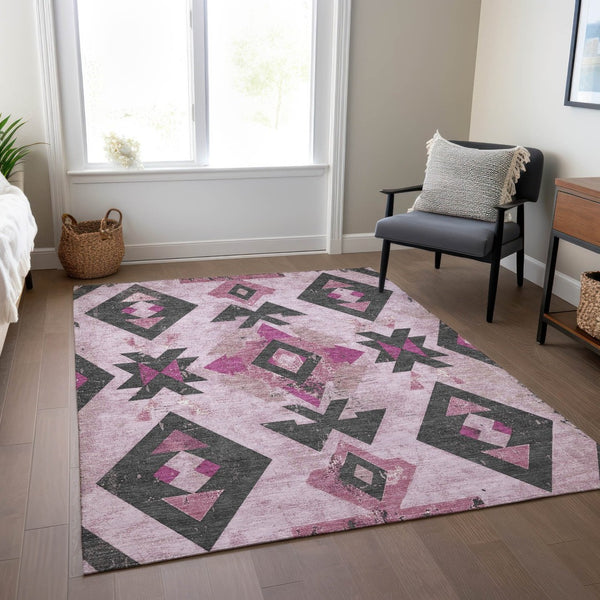 HomeRoots 5' Stylish Pink Charcoal Mauve Aztec Washable Indoor Outdoor Area Rug – Durable, Versatile & Chic! 623870