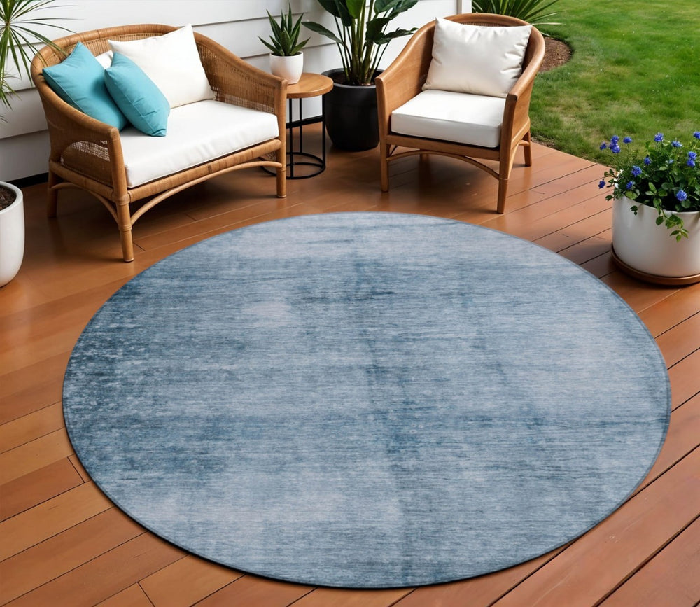 HomeRoots 8' Denim Blue & Ivory Round Abstract Washable Rug – Stylish, Durable, Indoor/Outdoor Perfect for Any Space 623937
