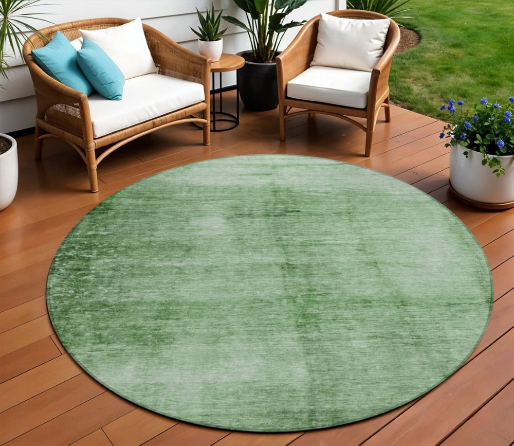 HomeRoots 8' Green & Ivory Abstract Round Area Rug - Washable, Durable, Stylish for Indoor & Outdoor Spaces 623943