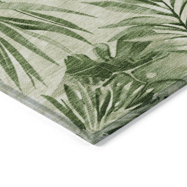 HomeRoots 8' Durable Artichoke Green & Ivory Round Floral Area Rug - Washable for Indoor & Outdoor Use! 623997