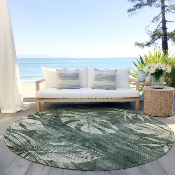 HomeRoots 8' Stylish Fern Green & Sage Round Floral Washable Rug for Indoor/Outdoor Spaces - Durable & Chic! 624027
