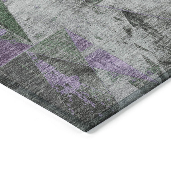 HomeRoots 5' Emerald and Purple Geometric Washable Area Rug - Stylish Indoor/Outdoor Accent for Any Space! 624044