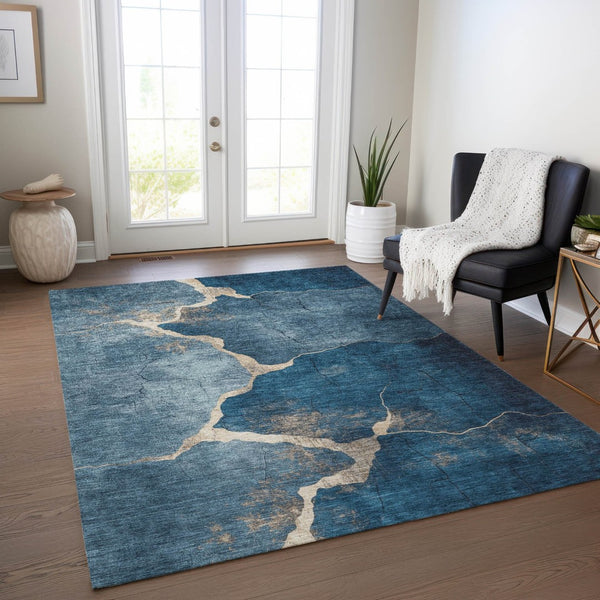 HomeRoots 5' Navy Blue & Beige Abstract Area Rug - Washable, Durable, Stylish for Indoor & Outdoor Spaces 624714