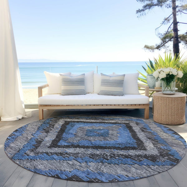 HomeRoots 8' Blue And Gray Round Aztec Rug – Durable, Washable Design for Indoor & Outdoor Living Spaces 624745