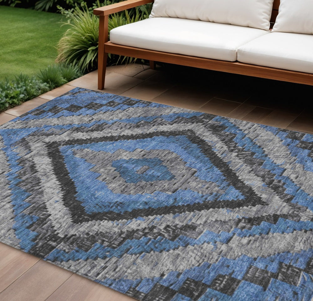 HomeRoots 10' Blue and Gray Aztec Washable Area Rug - Durable Indoor/Outdoor Design for High-Traffic Spaces 624748