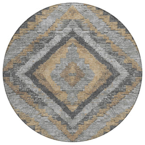 HomeRoots 8' Khaki and Gray Round Aztec Indoor Outdoor Area Rug - Durable, Washable, Stylish for Any Space! 624757