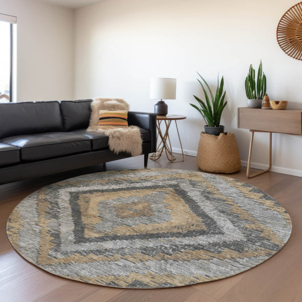 HomeRoots 8' Khaki and Gray Round Aztec Indoor Outdoor Area Rug - Durable, Washable, Stylish for Any Space! 624757