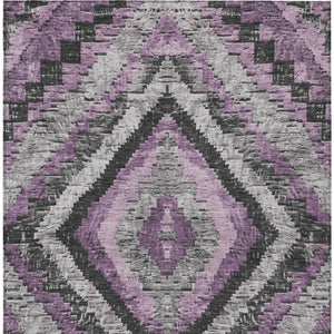 HomeRoots 5' Stylish Lavender & Gray Aztec Washable Area Rug - Durable Indoor/Outdoor Décor for High-Traffic Spaces 624762