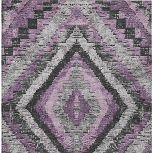 HomeRoots 5' Stylish Lavender & Gray Aztec Washable Area Rug - Durable Indoor/Outdoor Décor for High-Traffic Spaces 624762