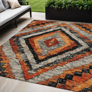 HomeRoots 5' X 8' Aztec-Inspired Terra Cotta and Gray Area Rug – Washable, Durable, Indoor/Outdoor Style! 624780