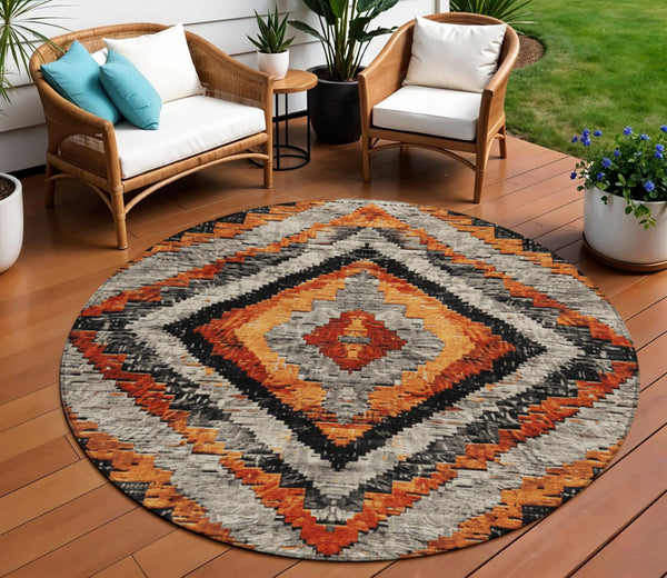 HomeRoots 8' Aztec Round Area Rug - Terra Cotta & Gray Washable Design for Indoor/Outdoor Durability & Style 624781