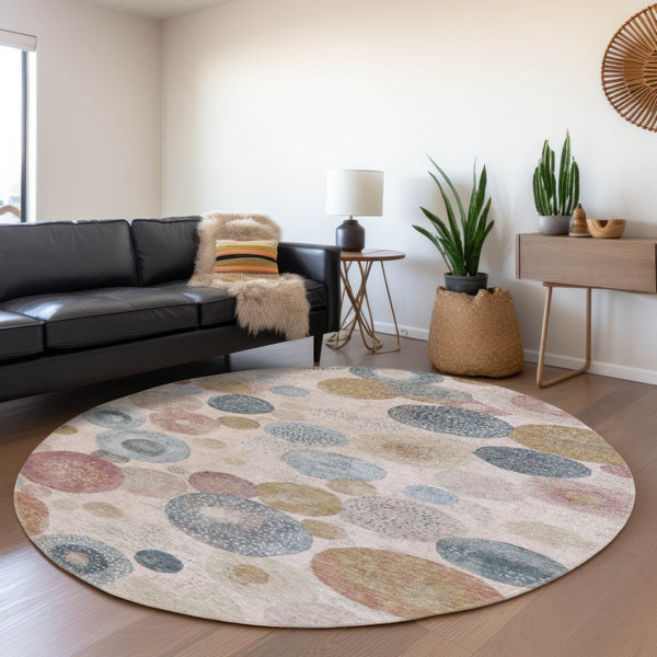 HomeRoots 5' Contemporary Blush Blue and Taupe Geometric Area Rug for Indoor and Outdoor Spaces, Washable 8' Round 624985