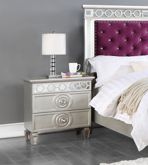 English Elm Modern Glam Nightstand with Mirror Inlay and Patterned Drawers, Luxurious Accent Table 26x17x27 Silver 20 L x 28.5 W x 24.5 H B2741P322551