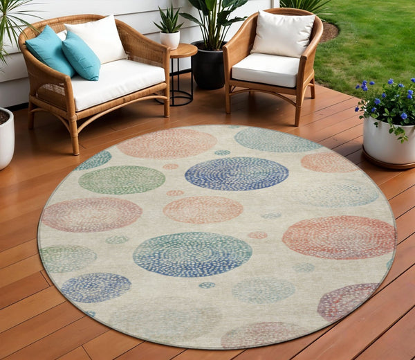 HomeRoots 5' Stylish Ivory and Peach Geometric Area Rug for Indoor and Outdoor Use – Durable, Washable Design 8' Round 625063