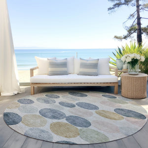 HomeRoots 5' Stylish Geometric Indoor/Outdoor Area Rug in Beige, Navy Blue & Gold - Washable & Durable Design 8' Round 625075