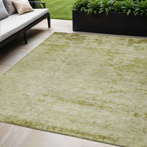 HomeRoots 5' Artichoke Green and Ivory Abstract Washable Area Rug for Indoor and Outdoor High-Traffic Use 5' X 8' 625218