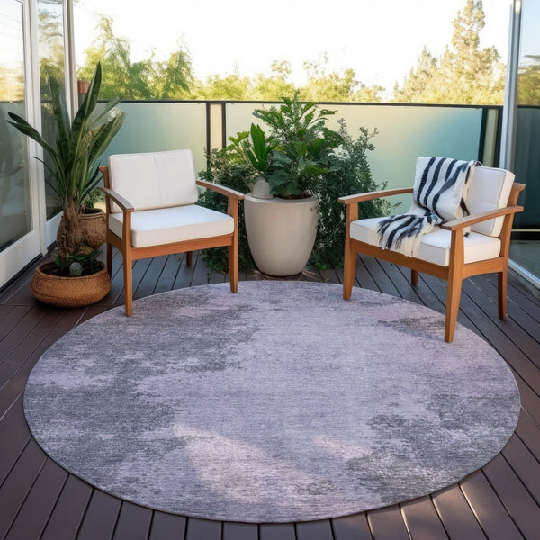 HomeRoots 8' Stylish Purple & Gray Round Abstract Indoor-Outdoor Area Rug – Durable, Washable, Modern Design! 625285