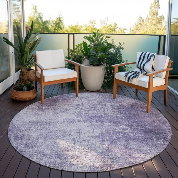 HomeRoots 8' Round Abstract Geometric Area Rug in Lavender & Lilac – Stylish, Washable for Indoor/Outdoor Use 625315