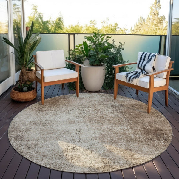 HomeRoots 8' Stylish Taupe & Brown Round Abstract Washable Rug - Durable, Versatile for Indoor & Outdoor Use 625321