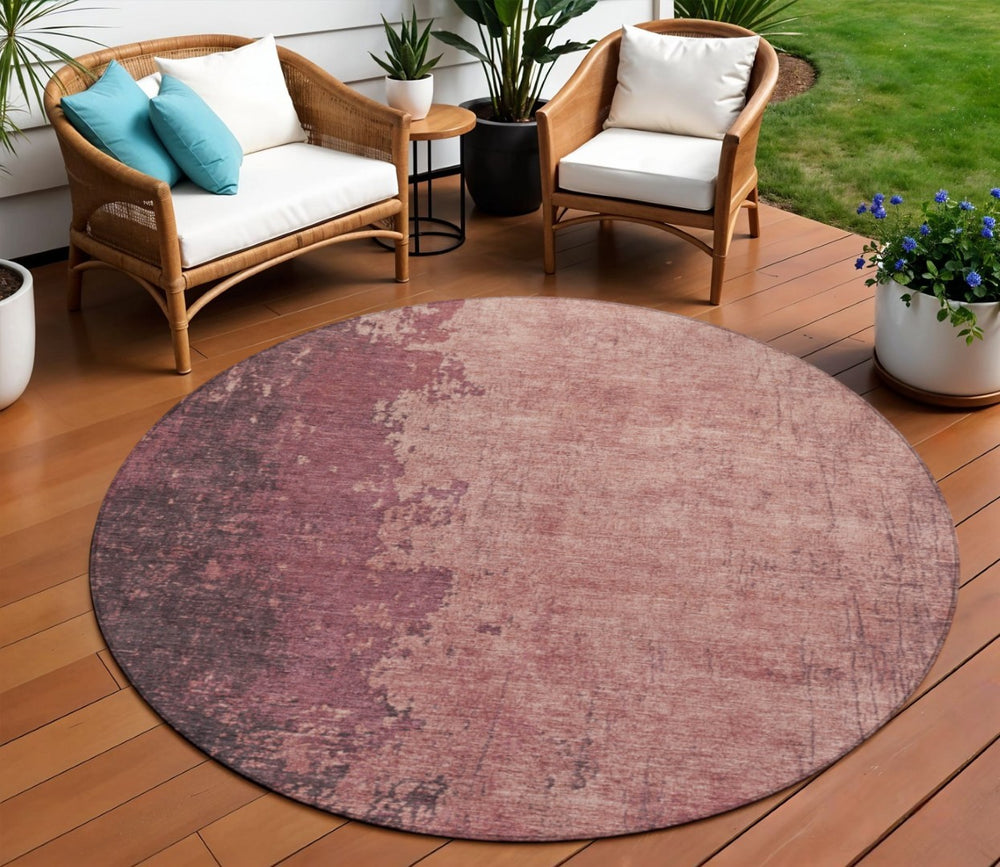 HomeRoots 8' Coral and Mauve Round Abstract Rug – Durable, Washable, Modern Design for Indoor & Outdoor Spaces 625333