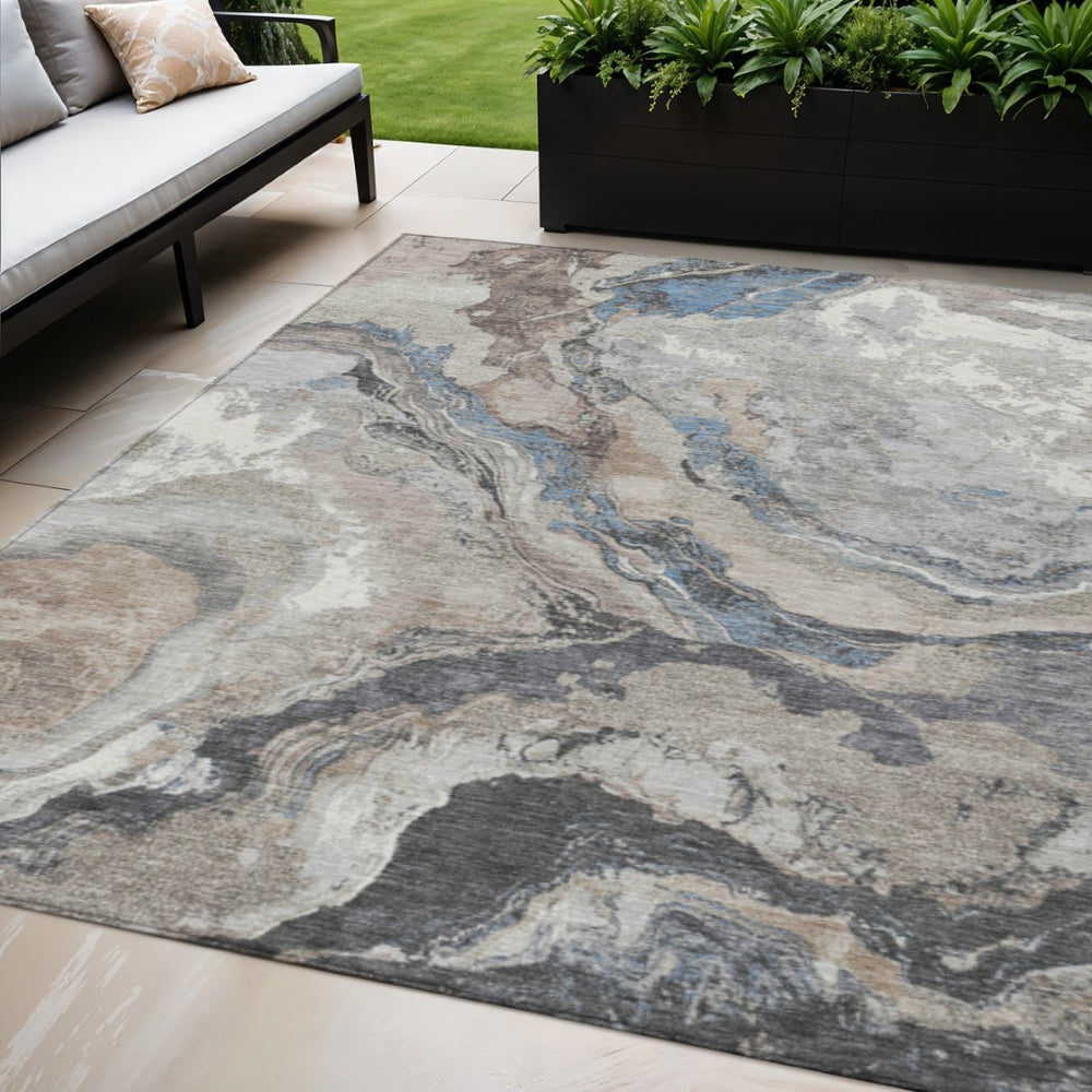 HomeRoots 5' Taupe and Charcoal Abstract Area Rug - Washable, Durable, Modern Design for Indoor & Outdoor Use 625464