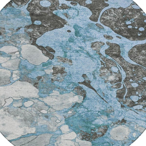 HomeRoots 8' Blue and Charcoal Round Abstract Washable Rug - Stylish Indoor/Outdoor Area Rug for Any Space 625471