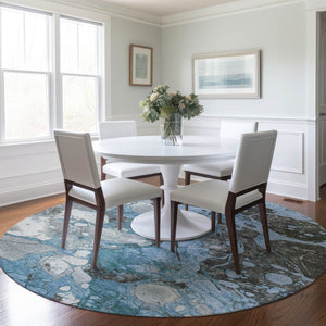 HomeRoots 8' Blue and Charcoal Round Abstract Washable Rug - Stylish Indoor/Outdoor Area Rug for Any Space 625471