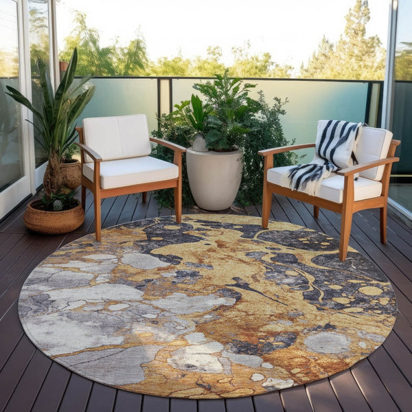 HomeRoots 8' Gold and Charcoal Round Modern Abstract Indoor-Outdoor Area Rug - Durable, Washable, Stylish! 625477