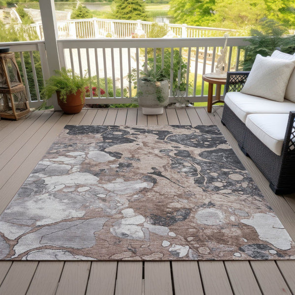 HomeRoots 8' X 10' Stylish Brown & Charcoal Abstract Washable Area Rug - Durable for Indoor & Outdoor Use 625490