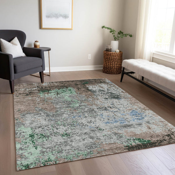 HomeRoots 5' X 8' Indoor-Outdoor Taupe & Ivory Abstract Area Rug - Stylish, Washable & Durable for Any Space 625536